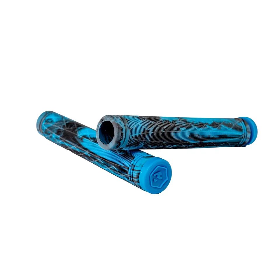 root-industries-fractal-griffe-stunt-scooter-blau-schwarz image 1