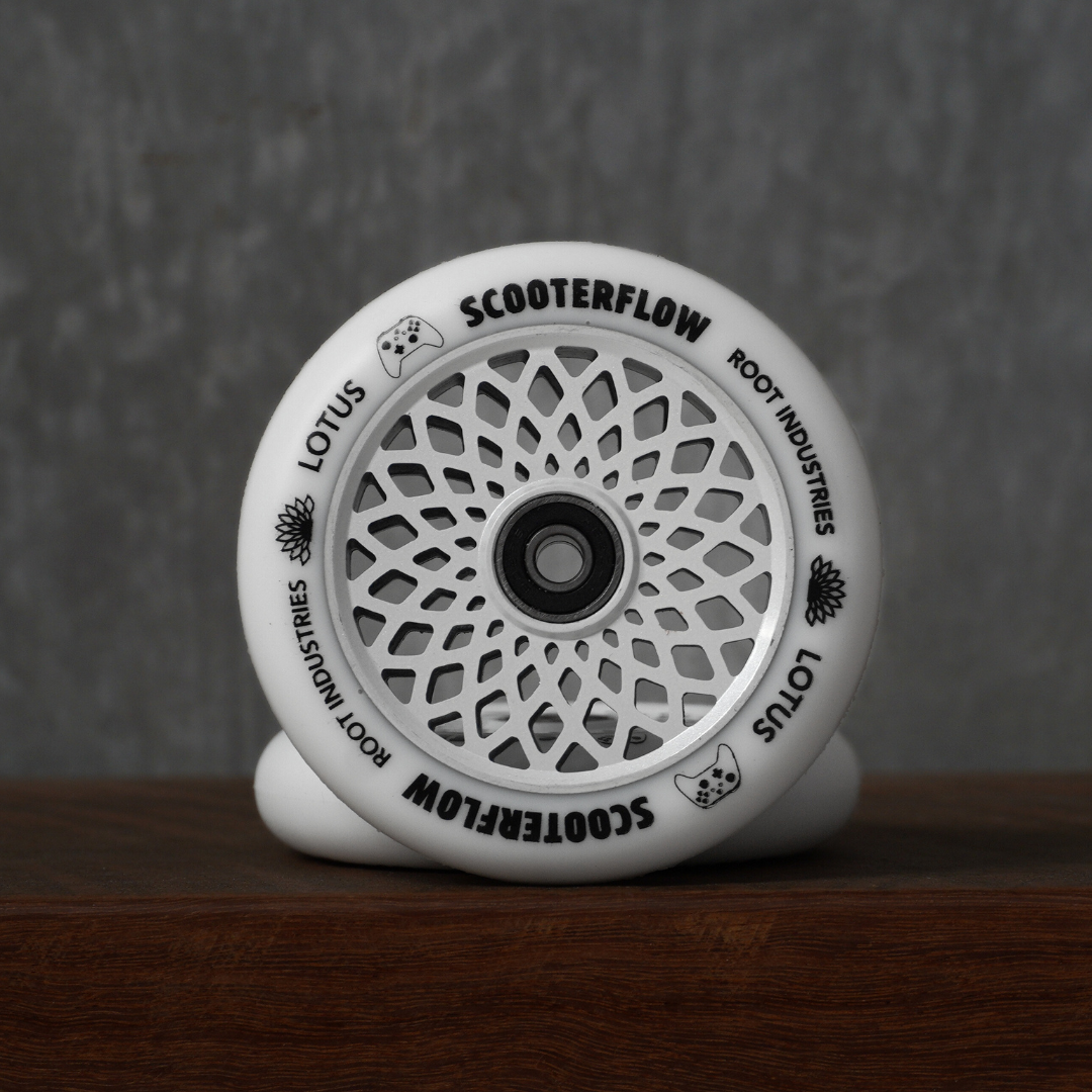 root-industries-lotus-110mm-wheels-white-white-scooterflow-rollen image 3