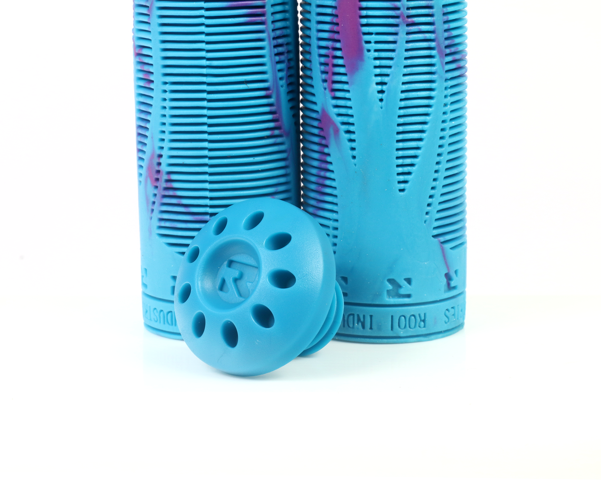 root-industries-r2-grips-aqua-purple-stunt-scooter-griffe-175mm image 4